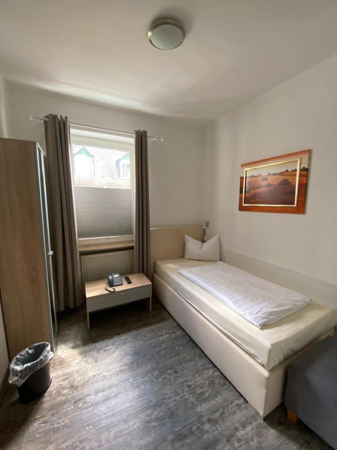 Hotel Krone บิงเงนอัมไรน์ ภายนอก รูปภาพ