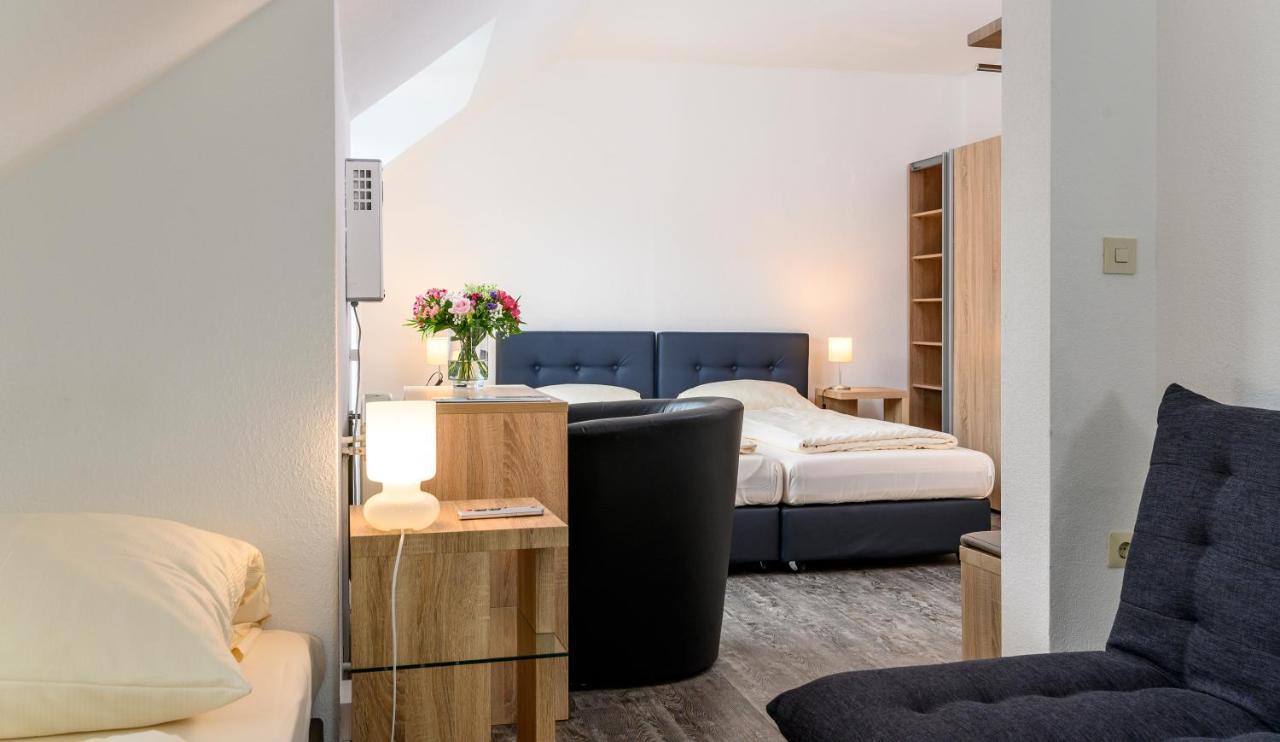 Hotel Krone บิงเงนอัมไรน์ ภายนอก รูปภาพ
