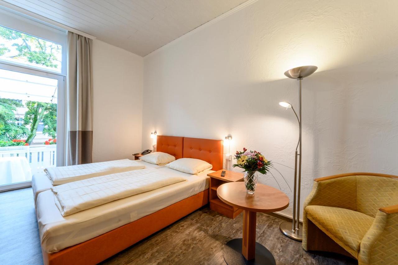 Hotel Krone บิงเงนอัมไรน์ ภายนอก รูปภาพ
